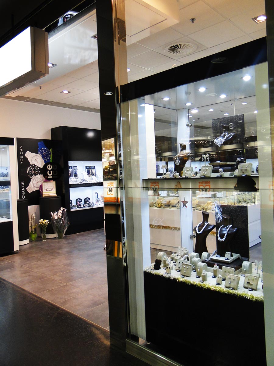 isvicre_kuyumcu_laden_bau_uhren_schmuck_14