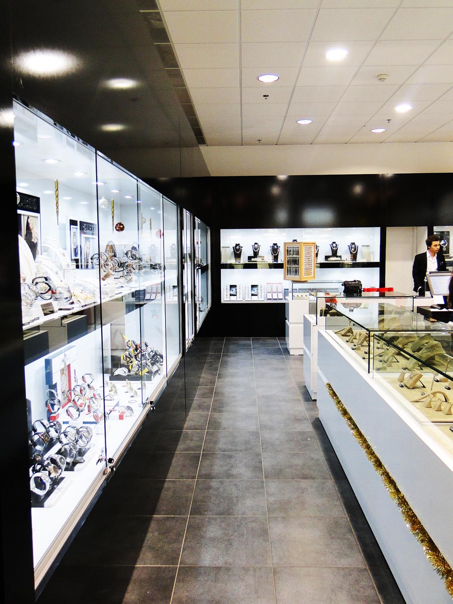 isvicre_kuyumcu_laden_bau_uhren_schmuck_3