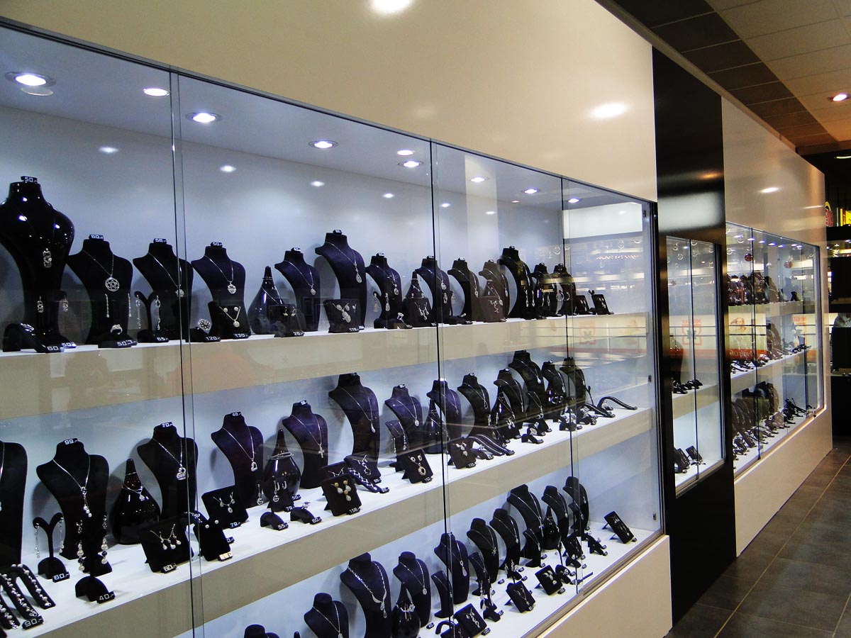 isvicre_kuyumcu_laden_bau_uhren_schmuck_6